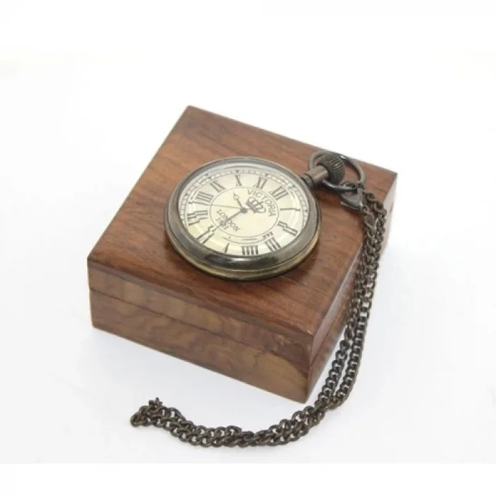  Ahşap Kutulu Pirinç Köstekli Saat Model 10