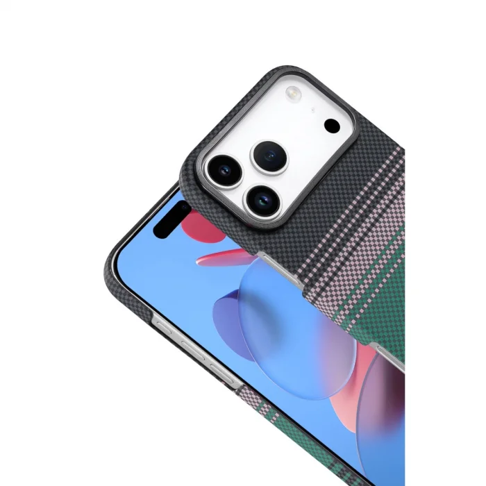 BUĞZ İphone 17 Pro Vega Magsafe Kapak - Yeşil