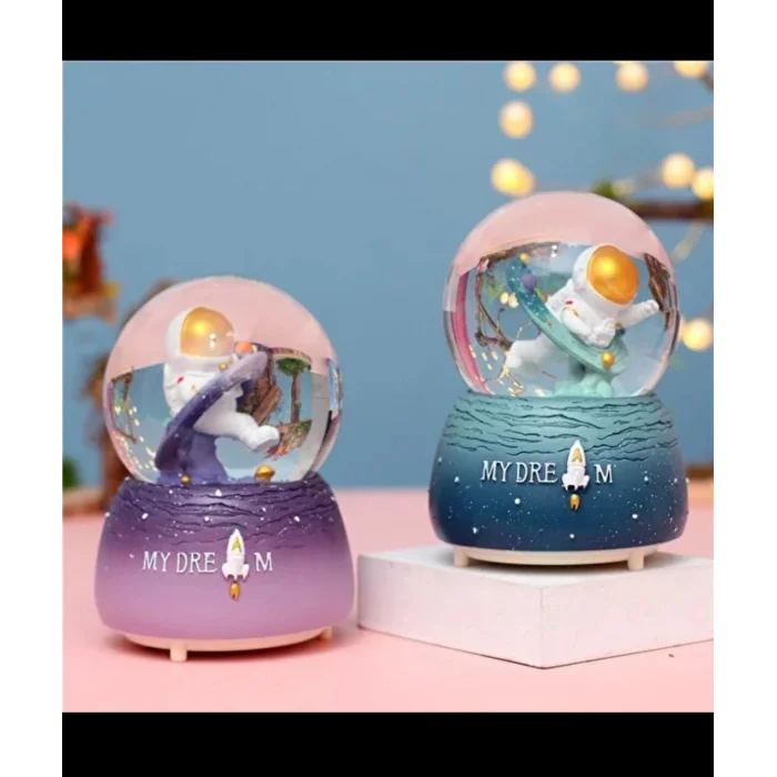 BUĞZ Astronot Kar Küresi Orta Boy Wy20k23