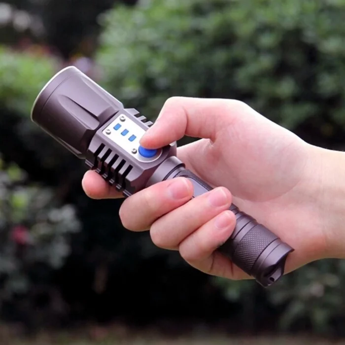 BUĞZ Baretta Brs18 Oto Şarjlı T6 Led 3000 Lümen El Feneri