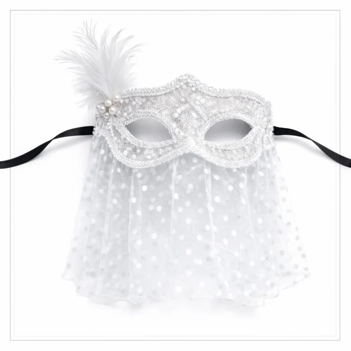 BUĞZ Beyaz Dantel Tüllü Peçeli Parti Maskesi – Tüylü İnci Detaylı