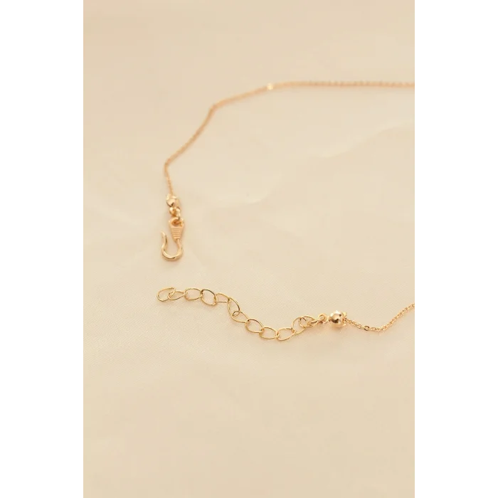 BUĞZ Beyaz Sedefli Kelebek Figürlü Kadın Kolye