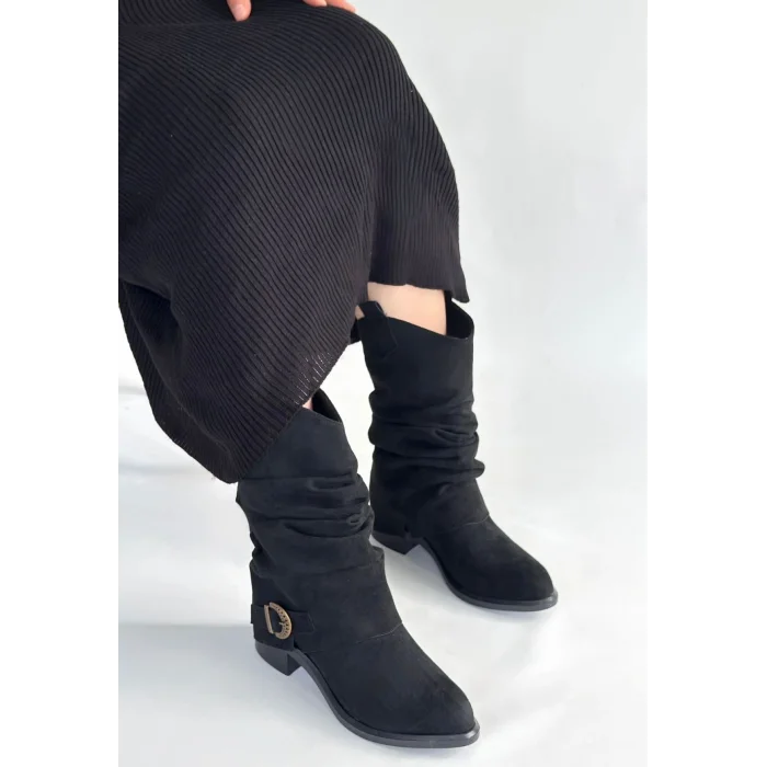 BUĞZ Canty Siyah Süet Körüklü Topuklu Çizme - Lisinya