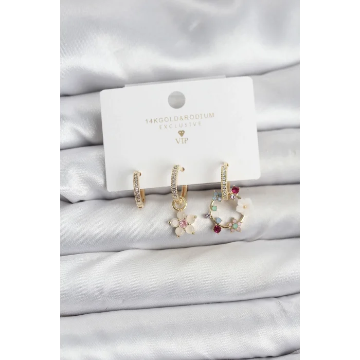 BUĞZ Çiçek Model Gold Renk Pirinç 3lü Kadın Küpe Seti