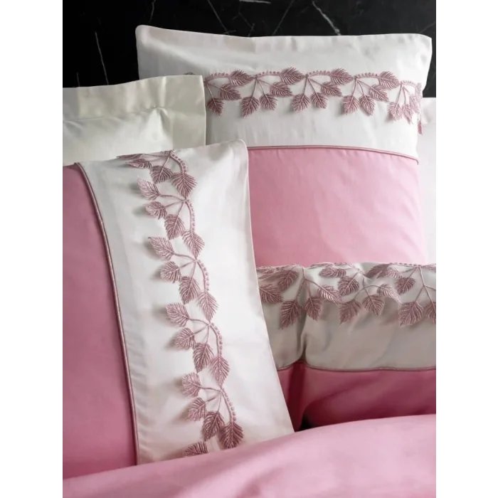 BUĞZ Cotton Box Brode Nakışlı Çift Kişilik Saten Nevresim Takımı Niobe Pembe