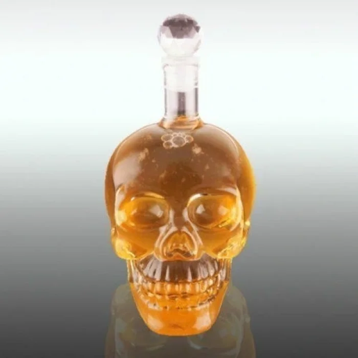 BUĞZ Crystal Head Kuru Kafa Cam Şişe 350 Ml