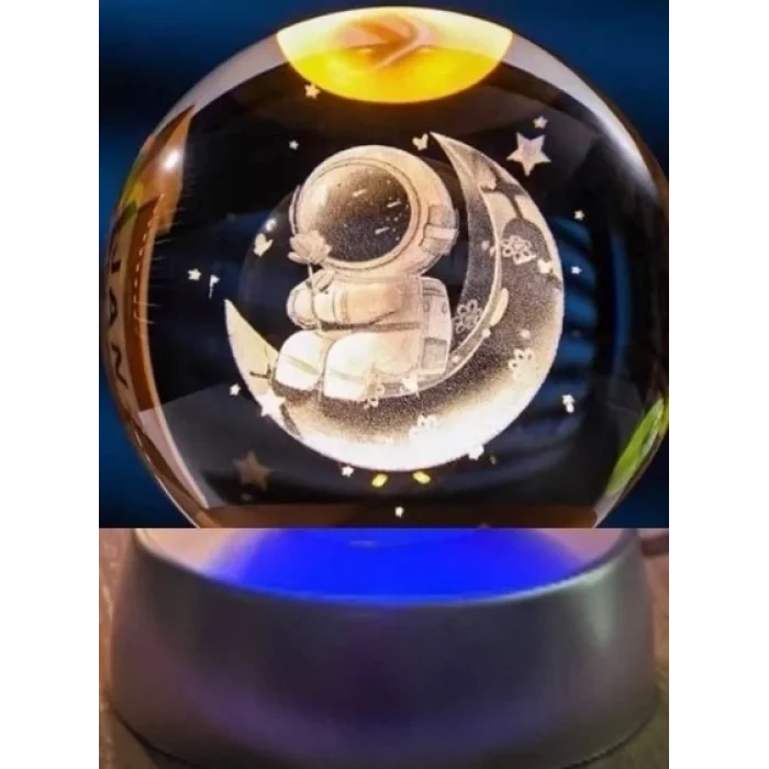 BUĞZ Dekoratif Ay Üstünde Astronot Tasarımlı Plastik Altlıklı Cam Küre