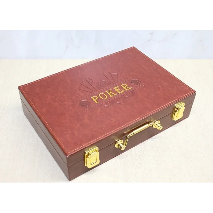 BUĞZ Deri Çantalı 200 Chip Ve 2 Adet İskambil Kağitına Sahip Poker Oyunu Alk4229