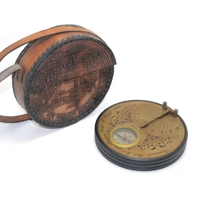 BUĞZ Deri Kılıflı Pirinç Pusula 15751a