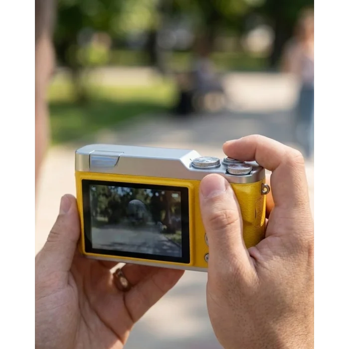 BUĞZ Dijital Kamera 18x Zoom Flip Ekran Uzun Pil Ömrü