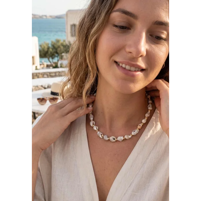 BUĞZ Doğal Deniz Kabuğu Dizi Kadın Kolye