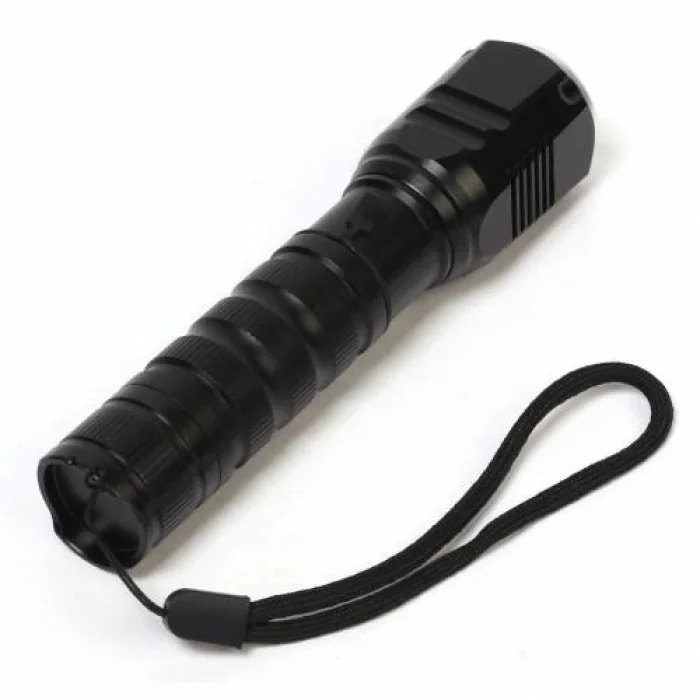 BUĞZ F-82 T6 Led Zoomlu 2000 Lm Yüksek Işık Şarjlı El Feneri