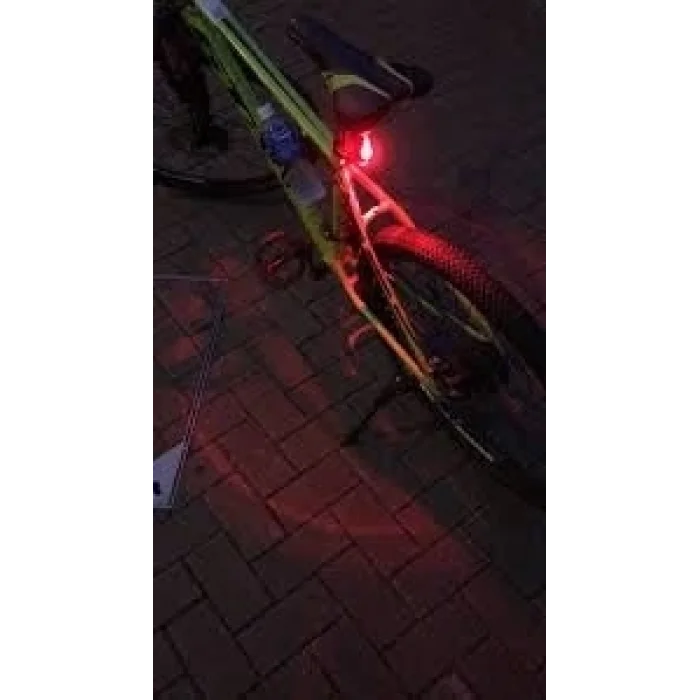 BUĞZ Fonksyonlu Bisiklet Arka Stop Uyarı İkaz Işığı Şarjlı 4 Modlu Lamba
