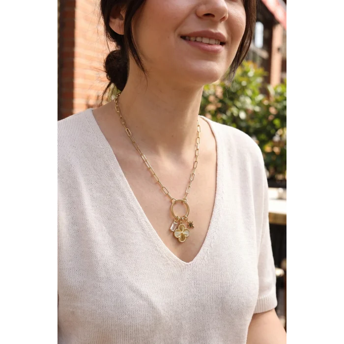 BUĞZ Gold Renk Ataç Zincir Yonca Model Kadın Kolye