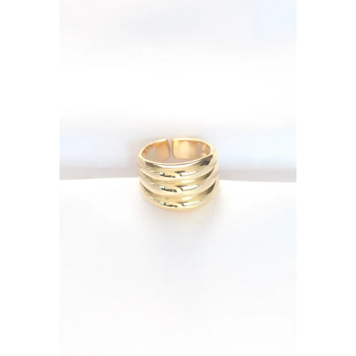 BUĞZ Gold Renk Ayarlanabilir Çizgili Bombe Yüzük - Lisinya