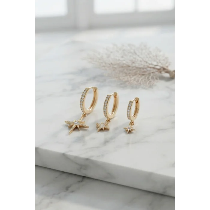 BUĞZ Gold Renk Kutup Yıldız Model 3 lü Küpe Seti