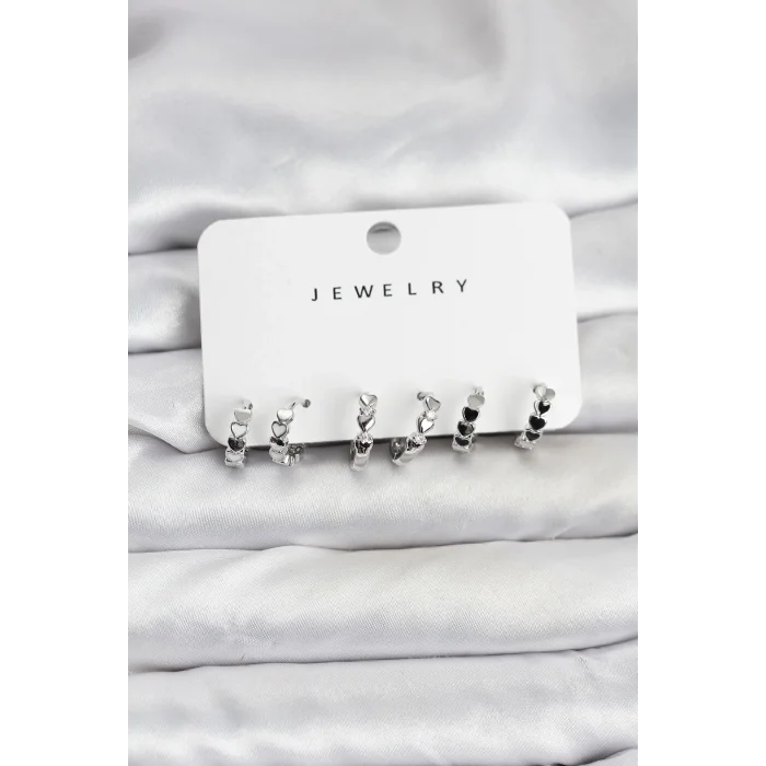 BUĞZ Gümüş Renk Pirinç Minimal Kalp Detaylı Kadın Küpe Seti