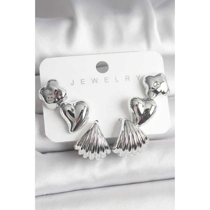 BUĞZ Gümüş Renk Yonca Kalp Deniz Kabuğu Figür CCB Kadın Küpe Seti