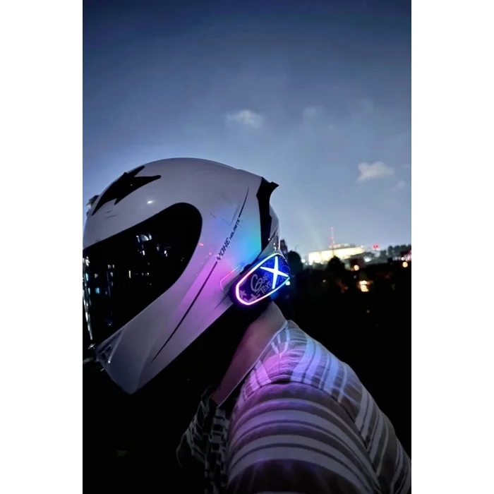 BUĞZ Helmet Graffiti Motor Kask Kulaklık Rgb Modlu Su Geçirmez 6.0 Bluetooth Intercom Yenı Model