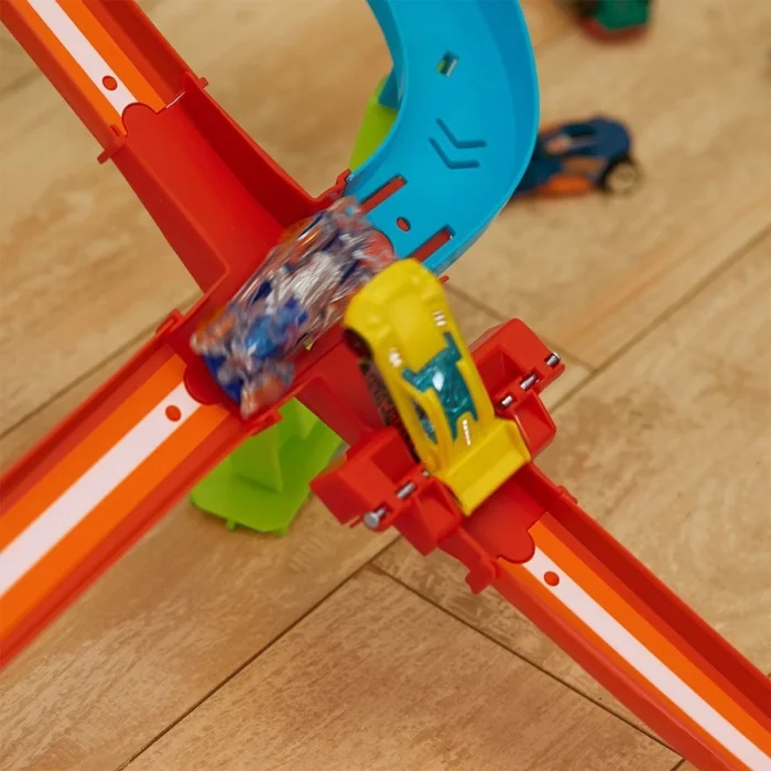 BUĞZ HPC07 Hot Wheels Neon Yarışlar Çoklu Yarış Heyecanı Pist Seti