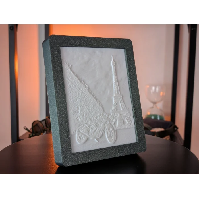 BUGZ Işıklı Resim Çerçevesi, Kişiye özel tasarım, Anılarınızı canlandırın,