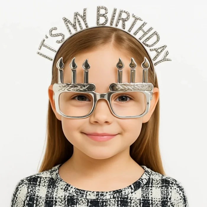  İt&#39;s My Birthday Yazılı Taç ve Mum Şekilli Gözlük Seti Gümüş Renk