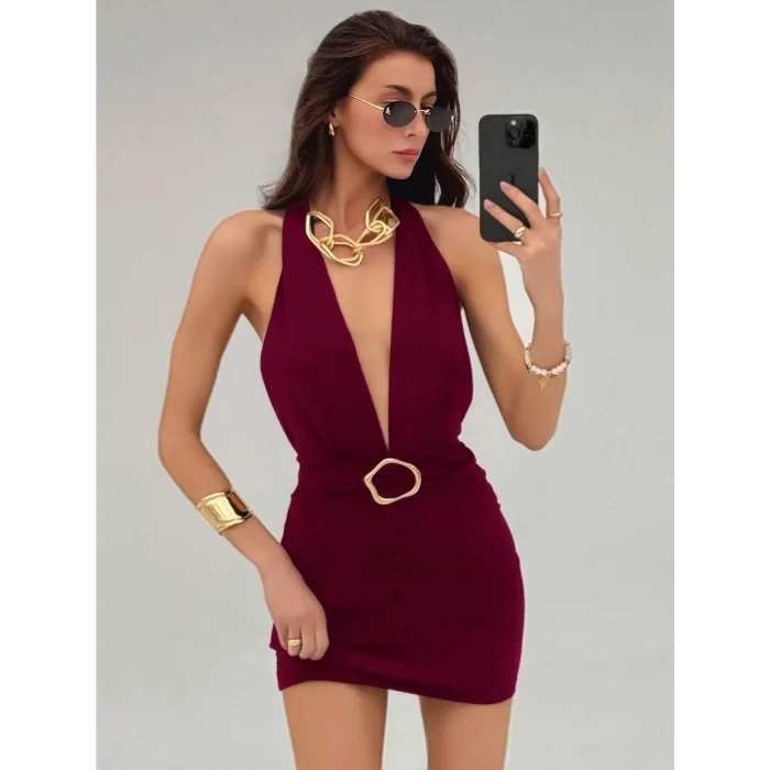 BUĞZ Kadın Bordo Aksesuar Detaylı Boyundan Bağlamalı Şık Tasarım Fantezi Elbise 5140