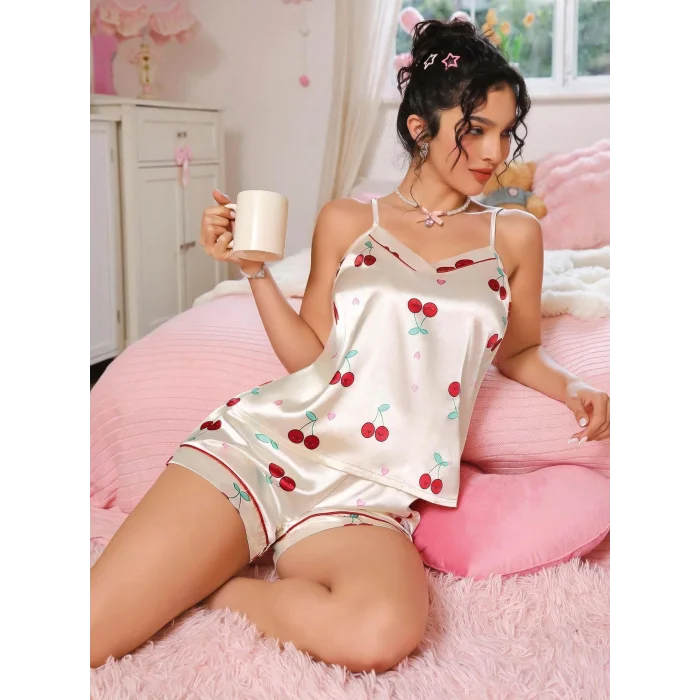 BUĞZ Kadın Ekru Kiraz Desenli Saten Şort Pijama Takımı 2226