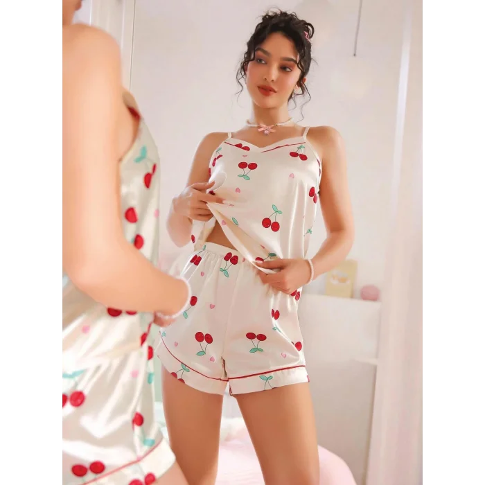 BUĞZ Kadın Ekru Kiraz Desenli Saten Şort Pijama Takımı 2226