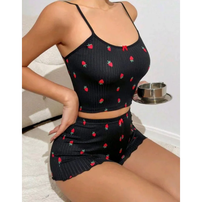 BUĞZ Kadın Siyah Çilek Desenli Seksi Gecelik Takım 5020