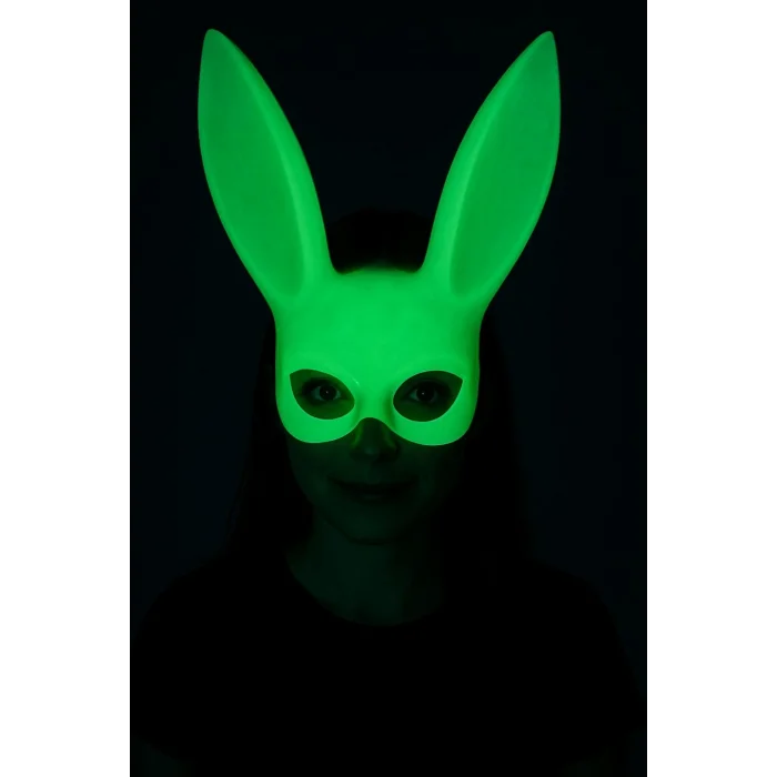  Karanlıkta Parlayan Fosforlu Tavşan Maskesi – Glow Bunny Masquerade Maske (32x22 cm)