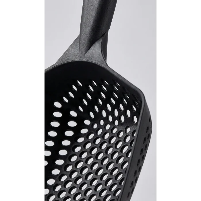 BUĞZ Kedi Kumu Eleme Küreği, Dar Tacaklı ve Ergonomik Tasarımıyla Temizlik İçin Uygun