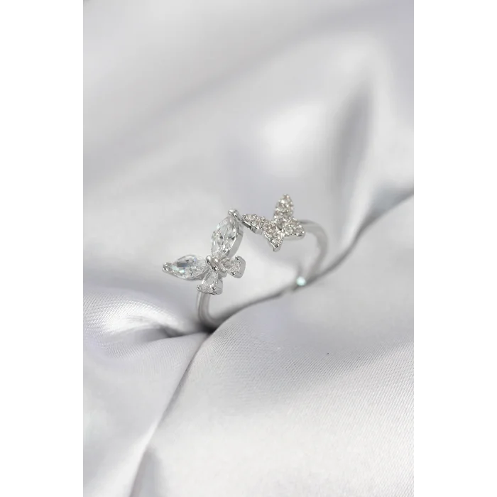 BUĞZ Kelebek Model Zirkon Taşlı Gümüş Renk Kadın Yüzük