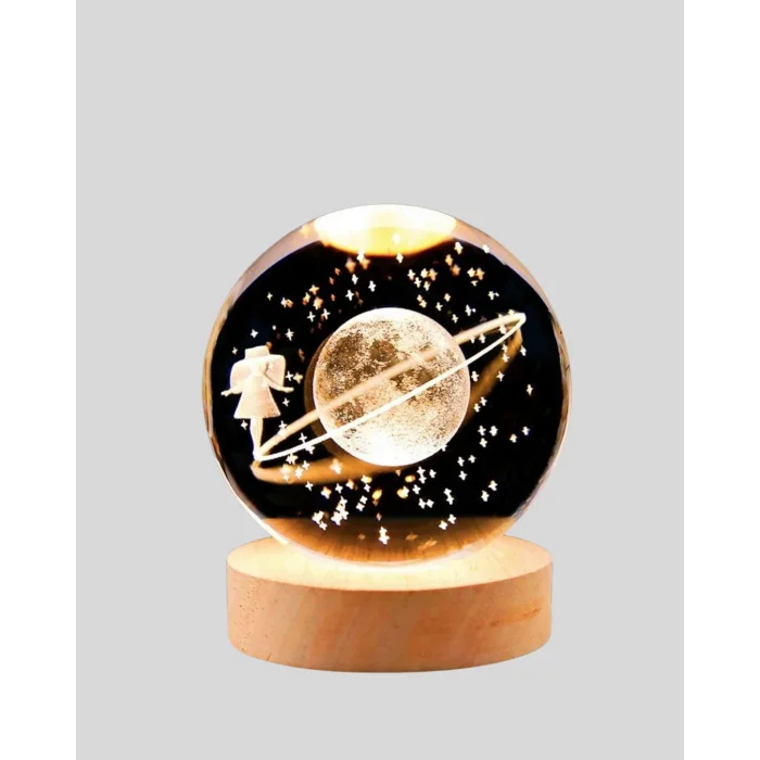 BUĞZ Kız Figürlü Sarı Cam Küre Işıklı Büyük Boy Ahşap Standlı Dekor