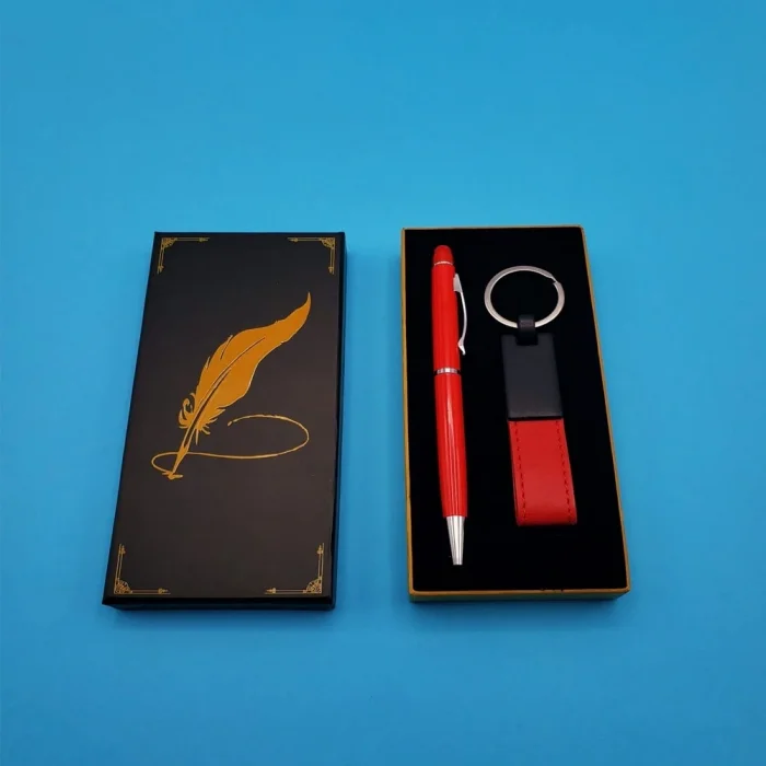 BUĞZ Kutulu Kırmızı Deri Anahtarlık ve Touchpen Tükenmez Kalem Hediye Seti