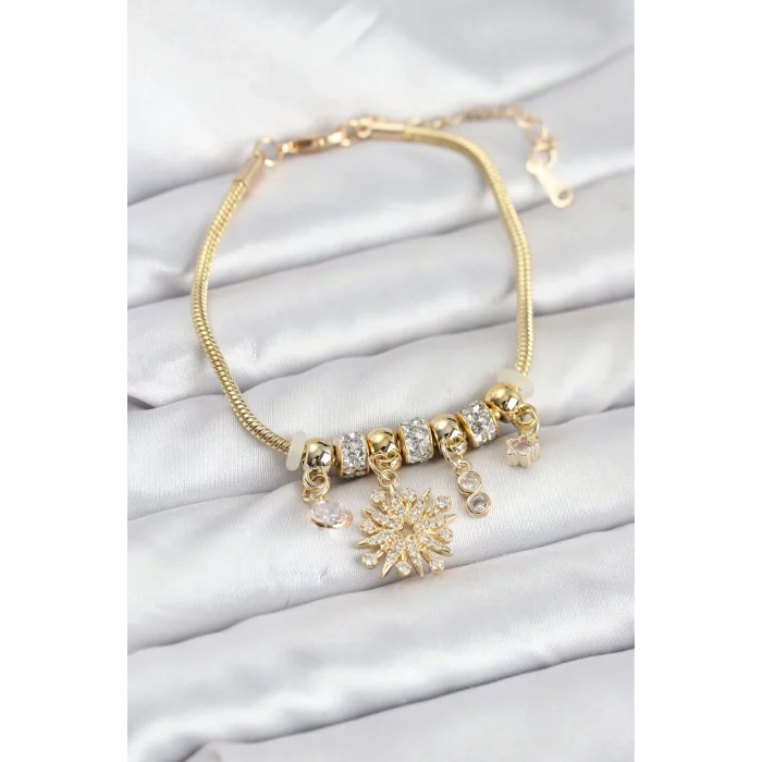 BUĞZ Kutup Yıldızı Model Charmlı Gold Renk Kadın Bileklik