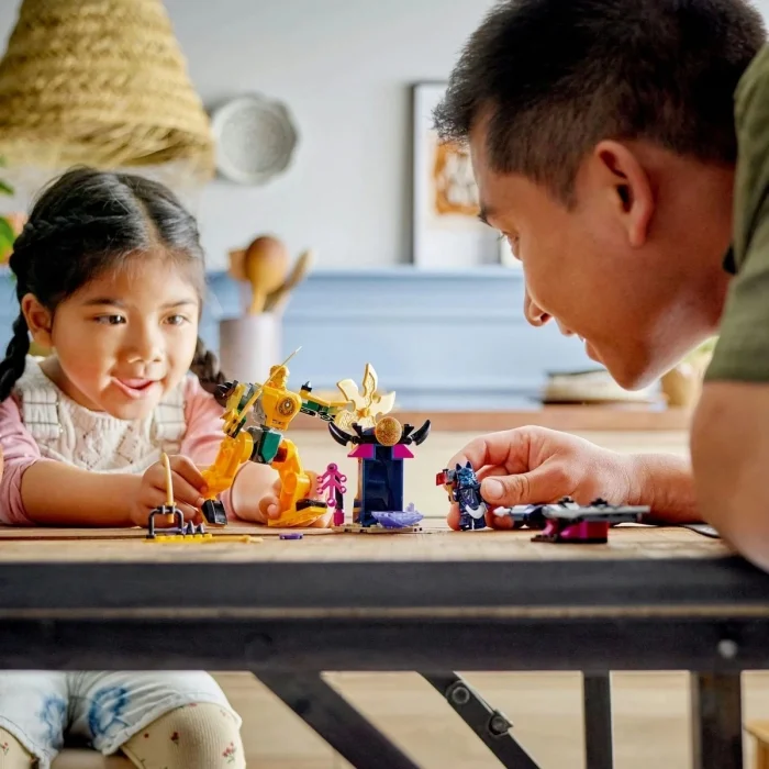 BUĞZ LEGO NINJAGO Arinin Savaş Robotu 71804