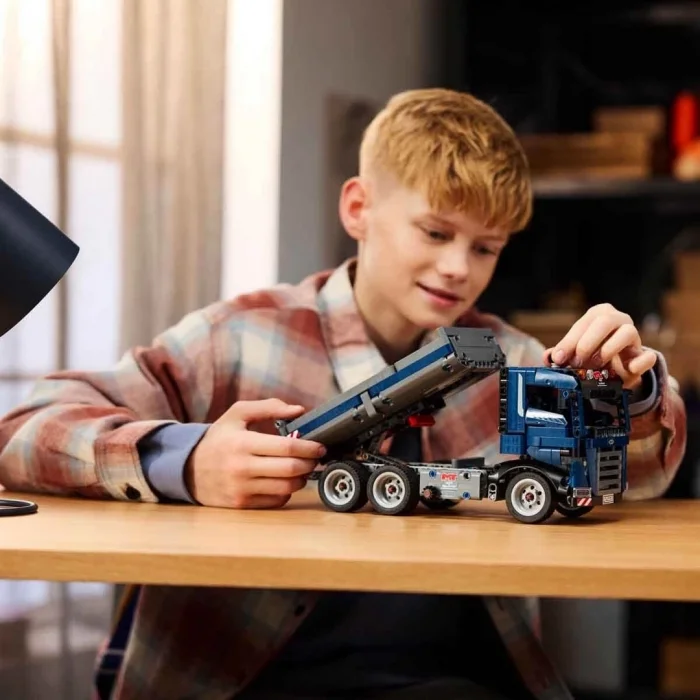 BUĞZ LEGO Technic Damperli Kamyon