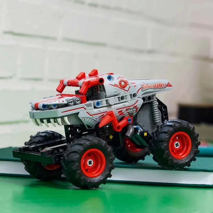 BUĞZ LEGO Technic Monster Jam ThunderROARus Çek-Bırak 42200