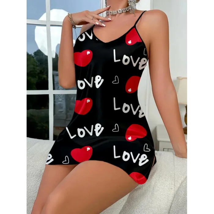 BUĞZ Love Desenli Siyah Saten Gecelik