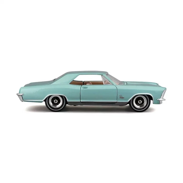  MAY 31214 1965 Buick Riviera 1:26 Model Araba