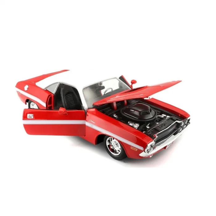  MAY 31263 1970 Dodge Challenger RT Coupe 1:24 Model Araba