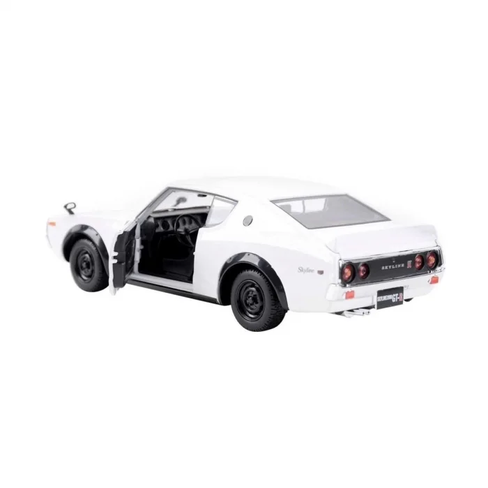  MAY 31528 Maisto 1/24 1973 Nissan Skyline 2000GT-R KPGC110