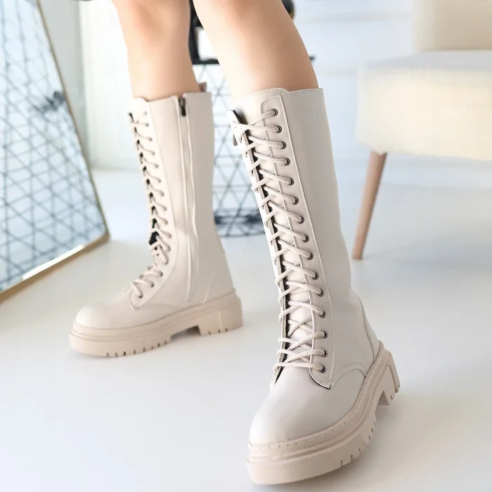 BUĞZ Mennd Bej Cilt Bağcıklı Çizme - Lisinya