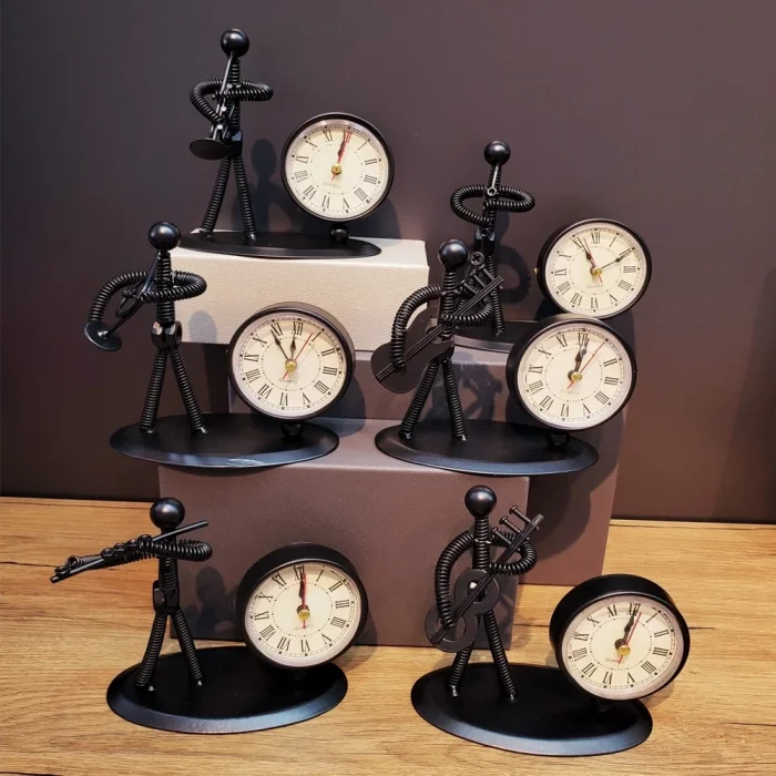 BUĞZ Metal Adam Masaüstü Saat