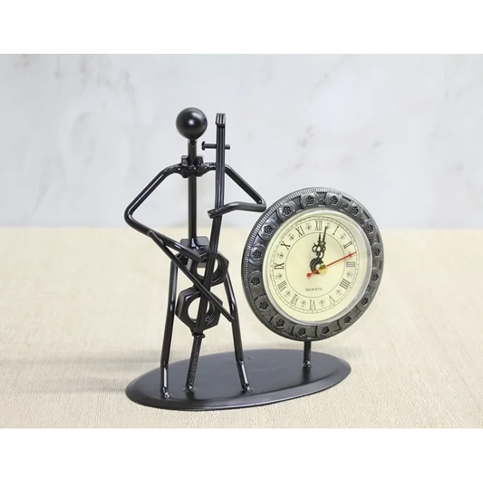 BUĞZ Metal Saatli Keman Çalan Müzisyen Alk4333