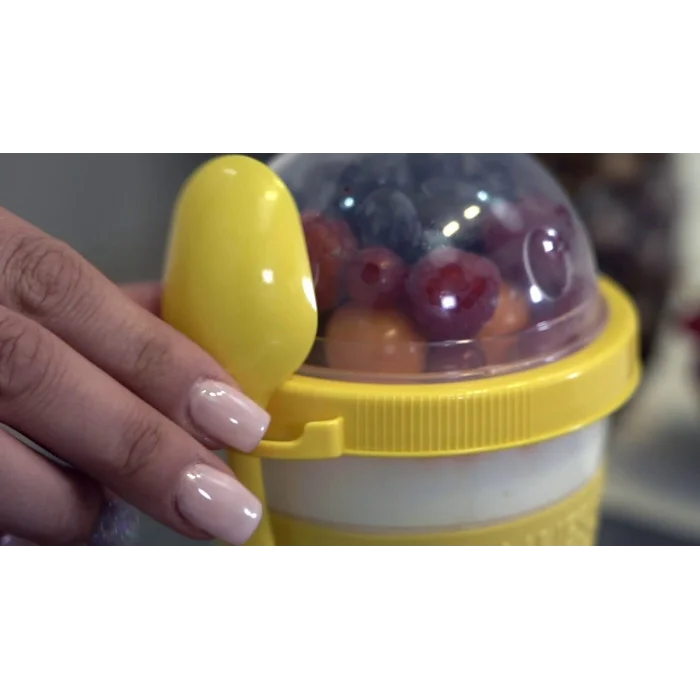 BUĞZ Meyve Hazneli - Kaşıklı Portatif Yoğurt Kabı