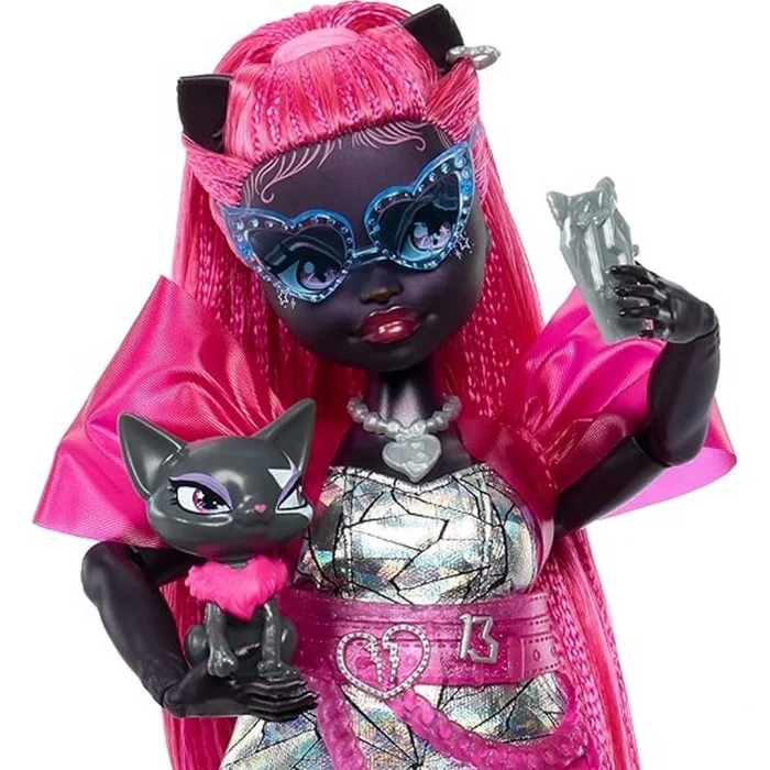 BUĞZ Monster High Acayip Havalı Arkadaşlar Catty Noir