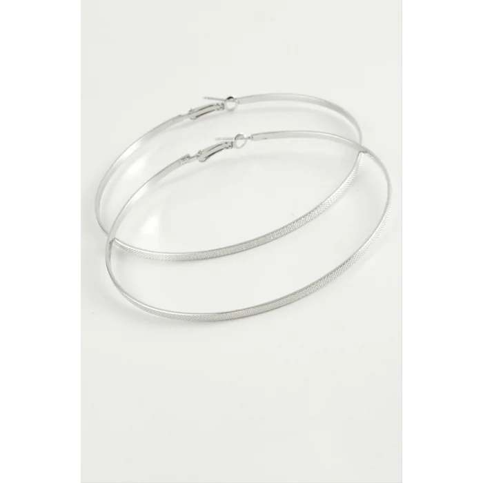 BUĞZ Noktalı Metal Halka Küpe 8-10 cm
