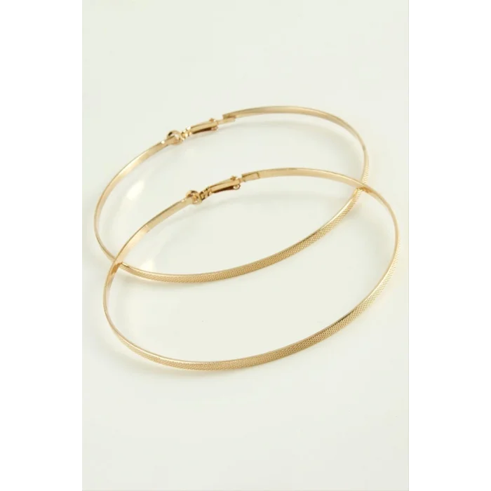 BUĞZ Noktalı Metal Halka Küpe 9-10 cm